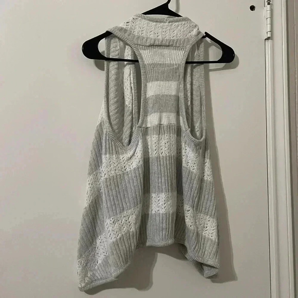 Absolutely Cardigan Size S - Picture 2 of 4